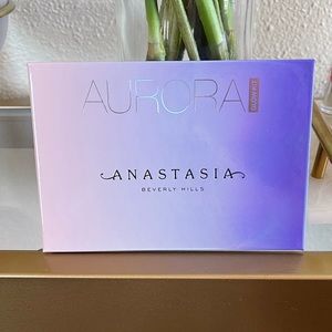 Anastasia Beverly Hills Aurora Glow Kit